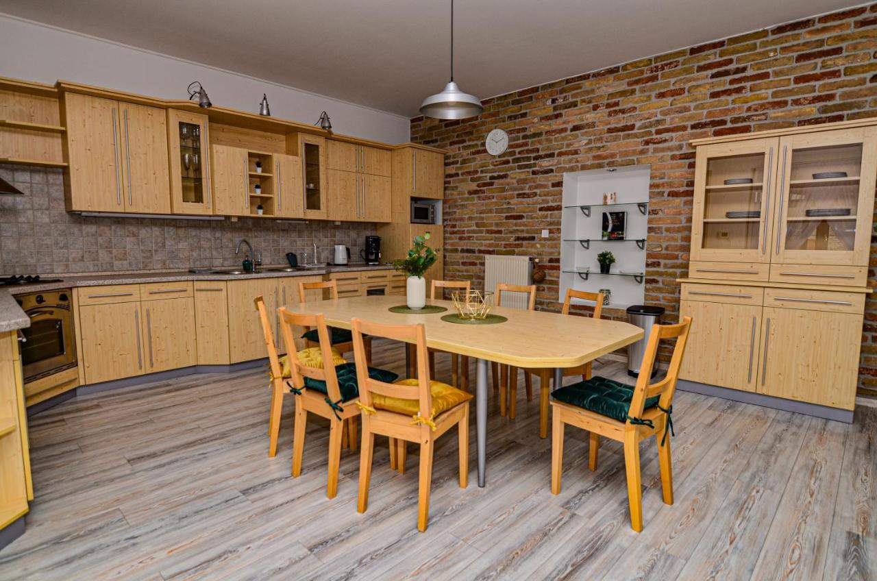 Apartmán Kossuth Vendeghaz Tolna Exteriér fotografie